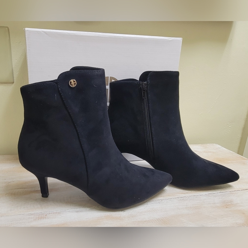 Elegant Black Ankle Boots